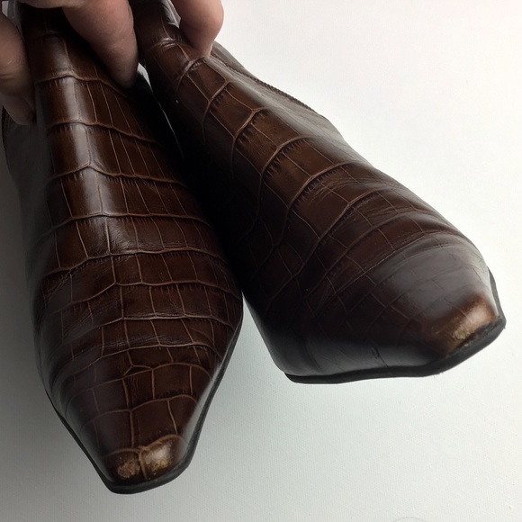 COPY - Lauren Ralph Lauren | Leather Upper Ankle Boot - Picture 6 of 10